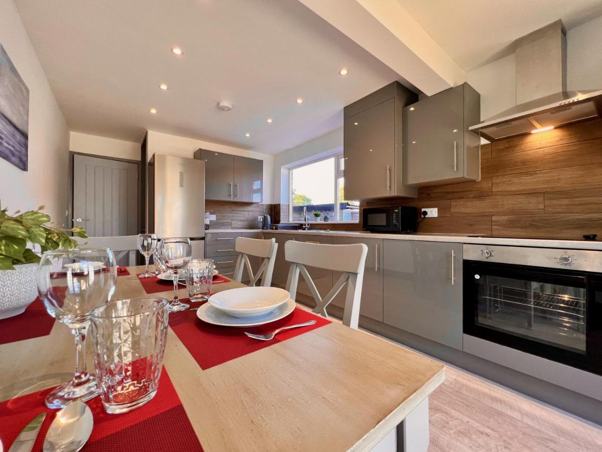 Curzon House One - Great For Contractors Or Family Holidays Cleethorpes Buitenkant foto